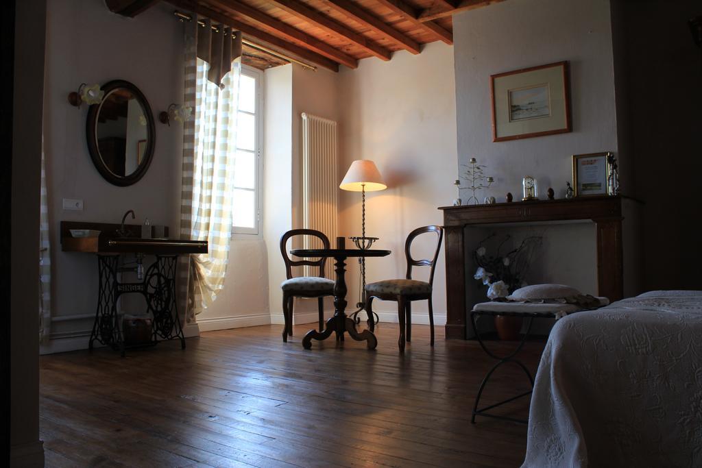La Maison D'Anais Vic-en-Bigorre Buitenkant foto